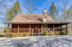 ER92 - Virginia's Villa - Great location! Close to all the action! cabin